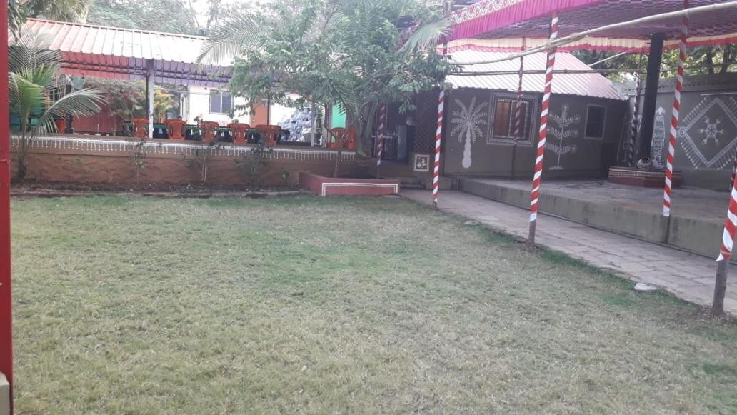 Nisarg Shrushti Farmhouse Pune Exterior photo